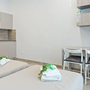Apartament Devon Metro Studio, Neapol