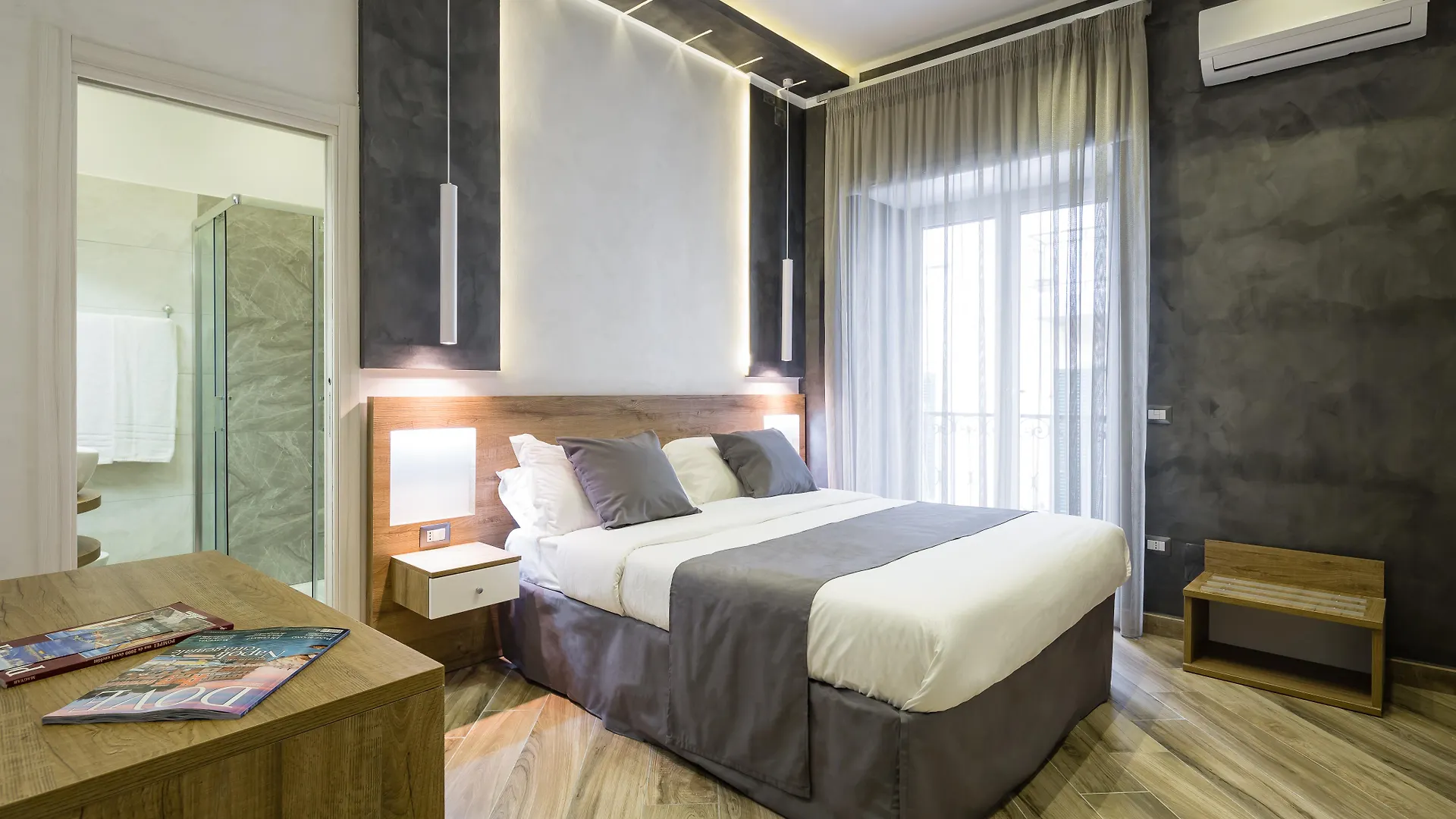 ***  Hotel Bella Napoli Italy
