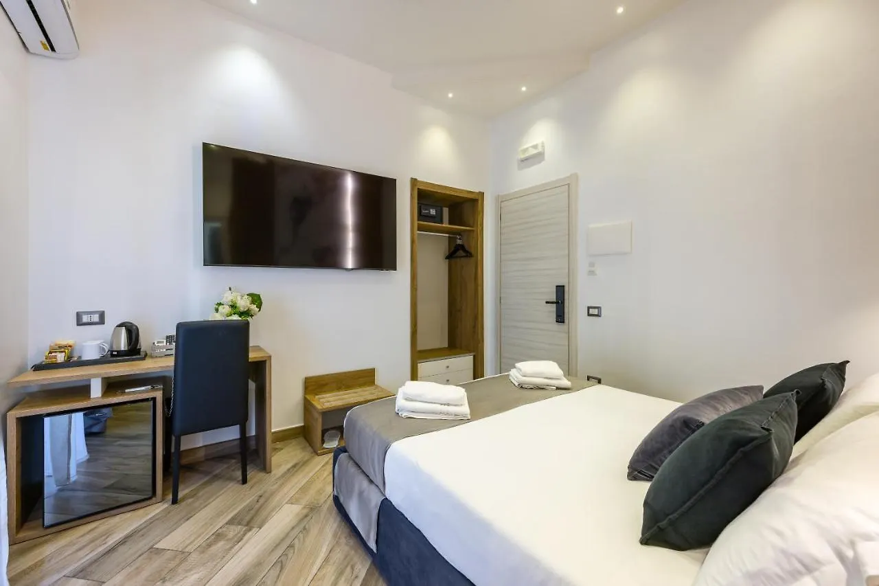 Hotel Bella Napoli 3*, Neapol