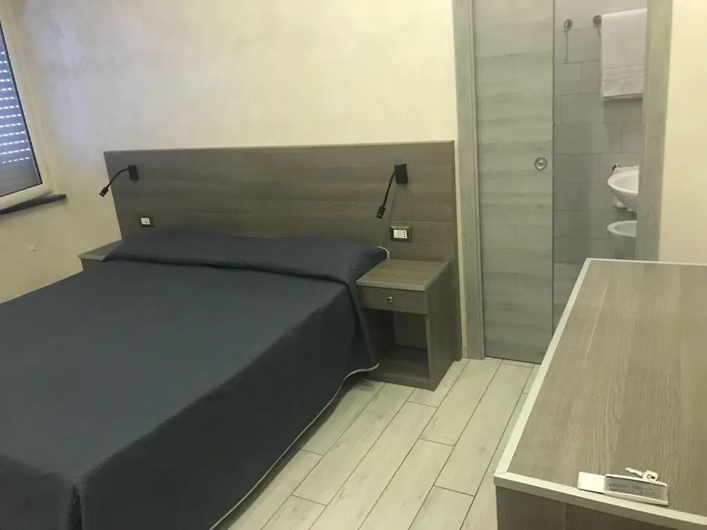 Hotel Bella Napoli  Neapol