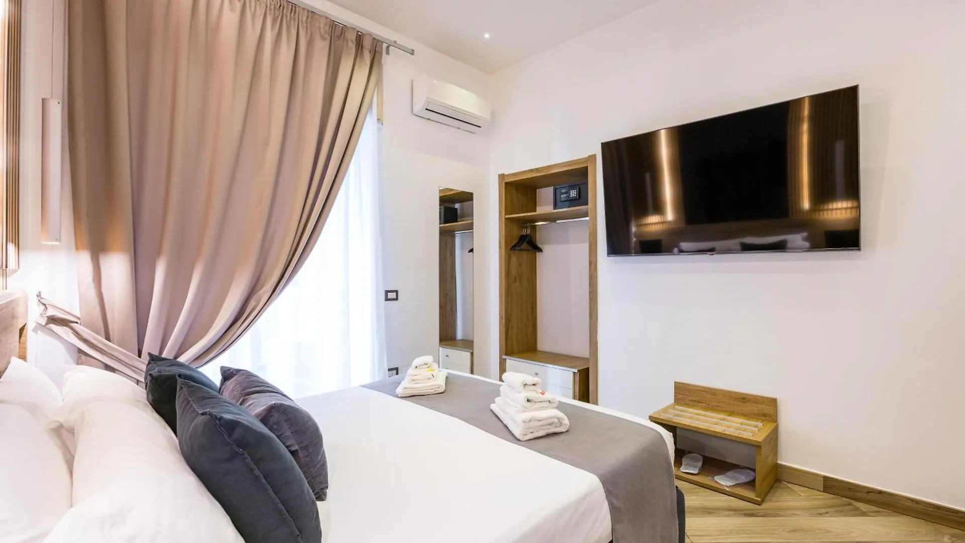 Hotel Bella Napoli Włochy